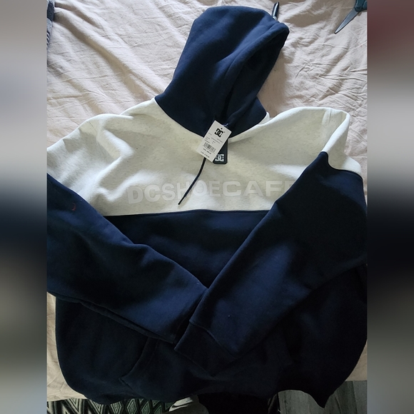 NWT DC SHOES "CAFE" EDITION XL WARM SWEATER - Picture 3 of 3